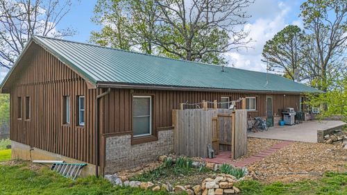 550 County Road 1990, Willow Springs, MO, 65793-3377 | Card Image