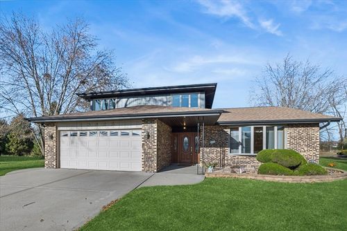 10925 Valley Ct, Palos Hills, IL, 60465-2233 | Card Image