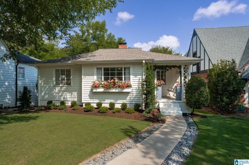 4224 7th Ave, BIRMINGHAM, AL, 35224-2622 | Card Image