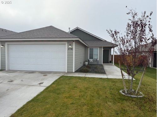 2796 High Desert Loop, Umatilla, OR, 97882-6308 | Card Image