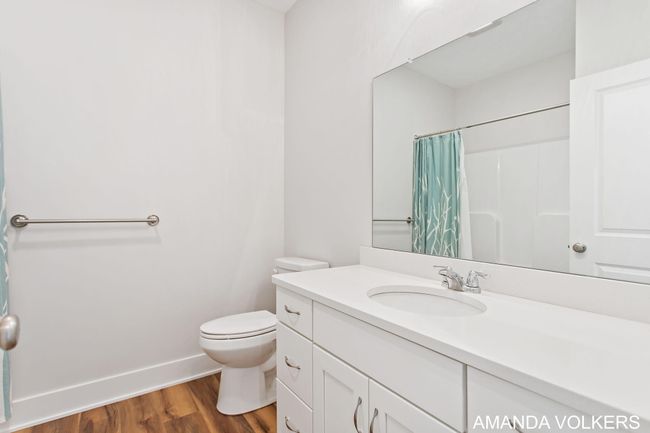 Lower full bath | Image 48