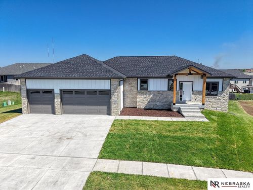 7755 Aero Cir, Lincoln, NE, 68516-2181 | Card Image