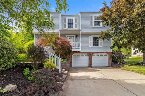 515 Cresthaven Dr, Pittsburgh, PA, 15239-3609 | Card Image