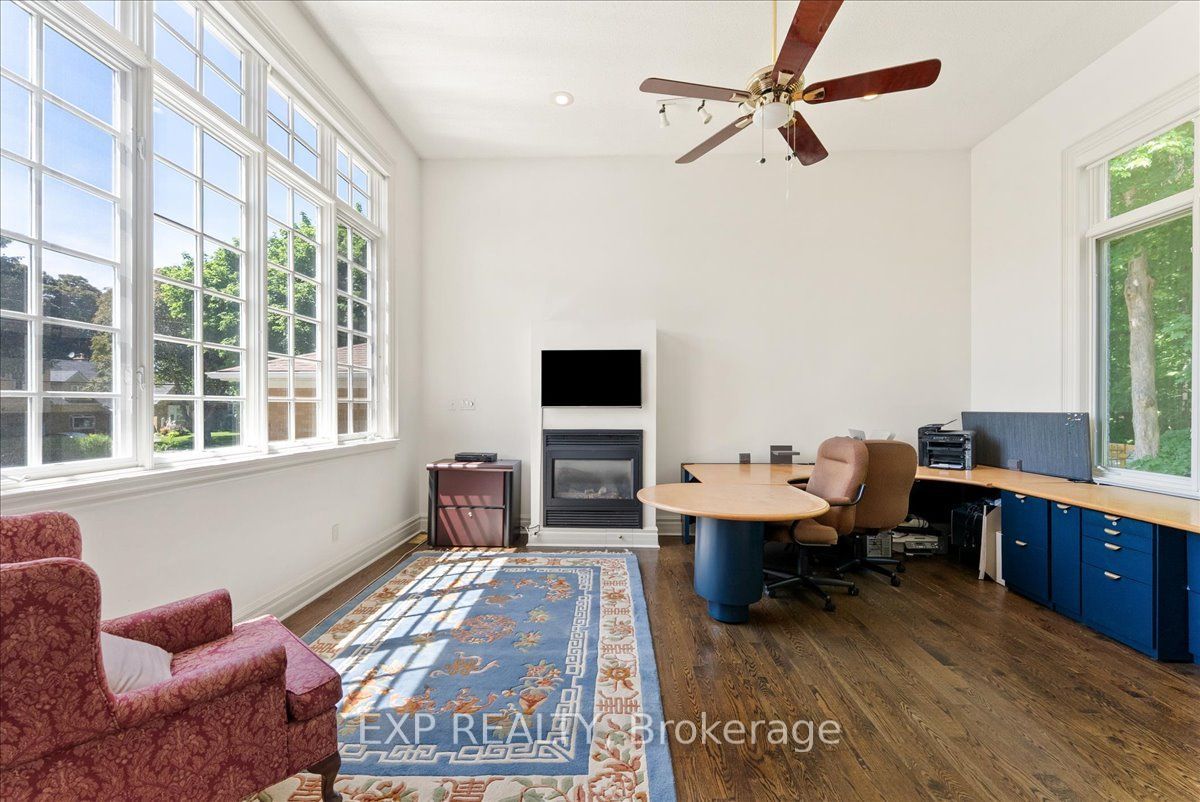Residential Lease in Toronto E07 3