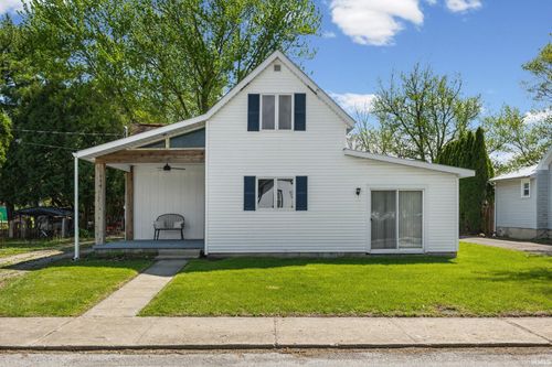 59 W White St, Frankfort, IN, 46041-3354 | Card Image