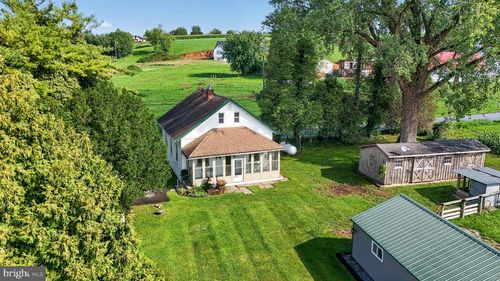 325 Cambridge Rd, NARVON, PA, 17555-9645 | Card Image