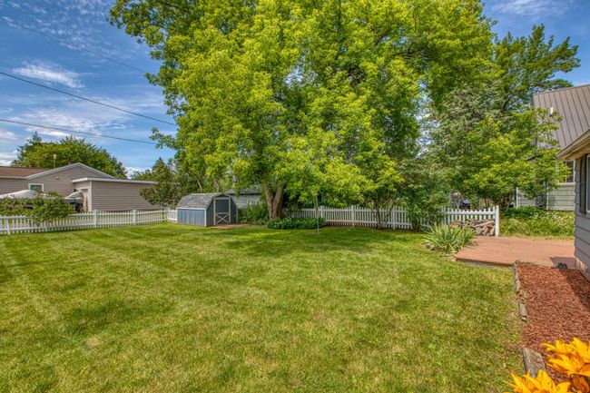1121 2 Nd Ave W, House other with 3 bedrooms, 2 bathrooms and null parking in ASHLAND WI | Image 34