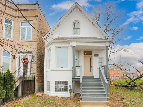 1650 S Lawndale Avenue, CHICAGO, IL, 60623 | Card Image