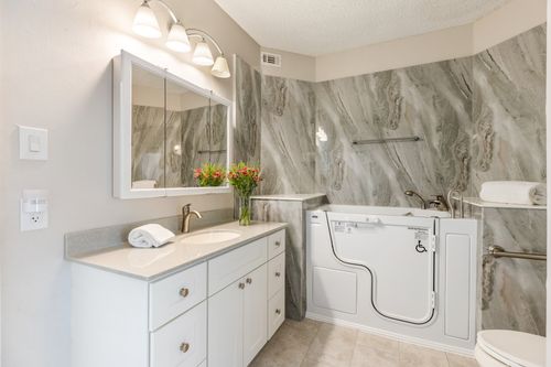 apt-1013-3101 Townbluff Dr, Plano, TX, 75075-9137 | Card Image