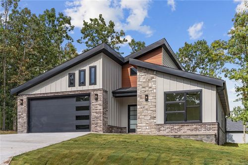 11 Crieff Cir, Bella Vista, AR, 72715-4737 | Card Image