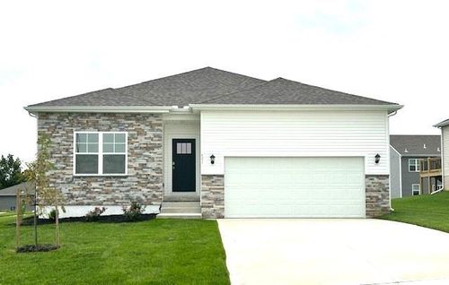 621 Izzy Way, Liberty, MO, 64068-1840 | Card Image