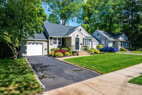 7 Cray Ter, Fanwood, NJ, 07023-1506 | Card Image