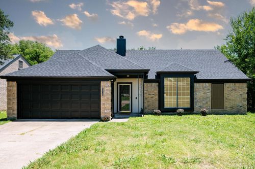 8018 Blackfin Dr, Rowlett, TX, 75089-2536 | Card Image