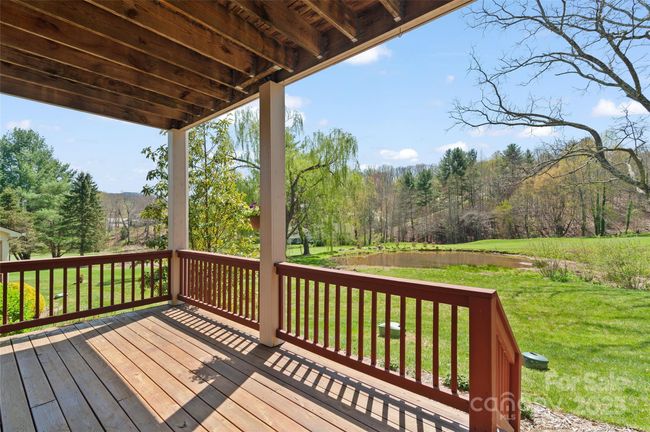 111 Augusta Cir, Townhouse with 3 bedrooms, 4 bathrooms and null parking in Waynesville NC | Image 19