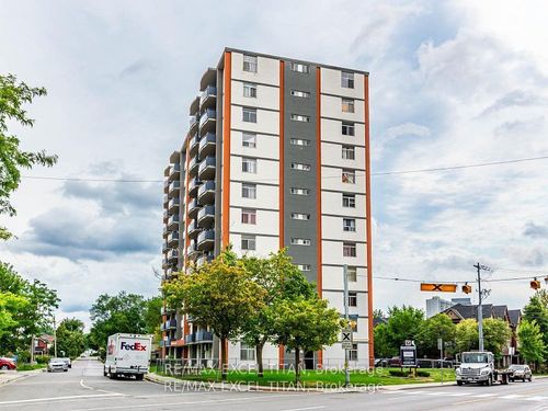 601-2255 Weston Rd, York, ON, M9N1Y5 | Card Image