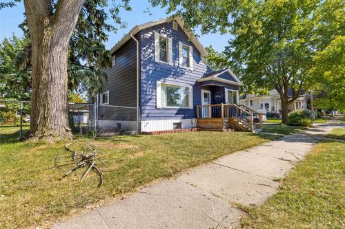 523 Fraser St, Bay City, MI, 48708-7124 | Card Image