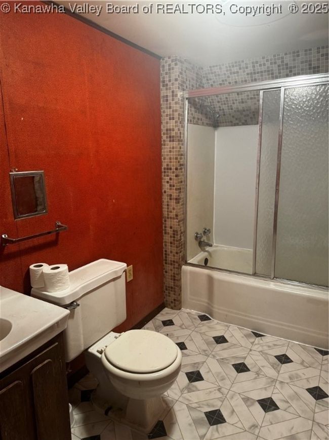 138 Cassick St, House other with 3 bedrooms, 2 bathrooms and null parking in Logan WV | Image 8