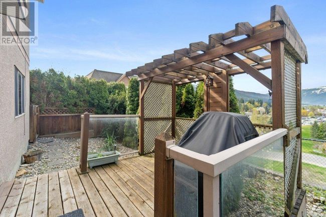 7 - 881 16 St Ne, House other with 3 bedrooms, 3 bathrooms and 2 parking in Salmon Arm BC | Image 49