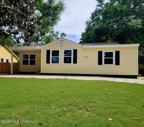 1635 Hollywood Blvd, Biloxi, MS, 39531-3405 | Card Image