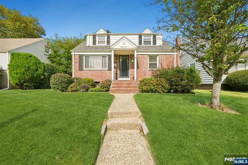 49 Morgan St, Bergenfield, NJ, 07621-3516 | Card Image