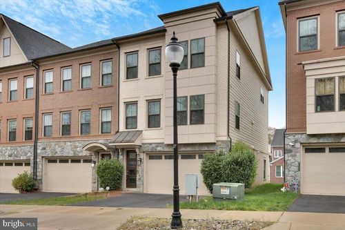 226 Caulfield Ln, GAITHERSBURG, MD, 20878-4069 | Card Image