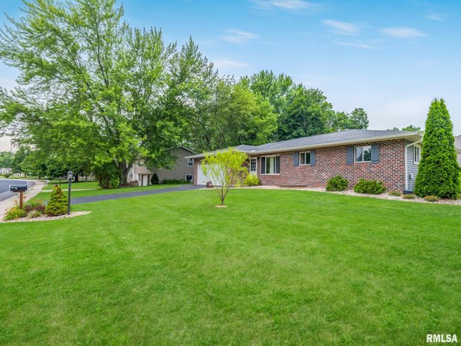 1411 W Wonderview Dr, House other with 4 bedrooms, 3 bathrooms and null parking in Dunlap IL | Image 54