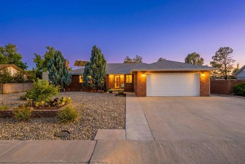622 Palmer Ln, Rio Communities, NM, 87002-7014 | Card Image