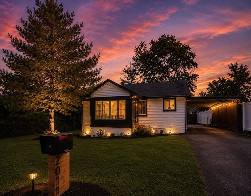 2011 Overby Rd, Nashville, TN, 37207-4511 | Card Image