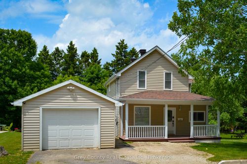 124 Lorne St, Markdale, ON, N0C1H0 | Card Image