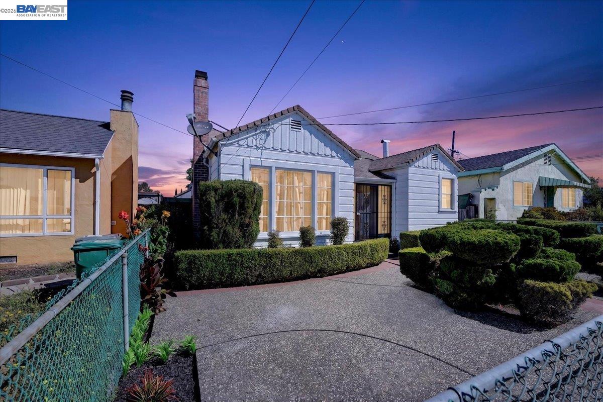 Residential in Oakland 2