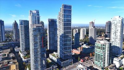 3302 - 6000 Mckay Ave, Condo with 2 bedrooms, 2 bathrooms and null parking in Burnaby BC | Image 1