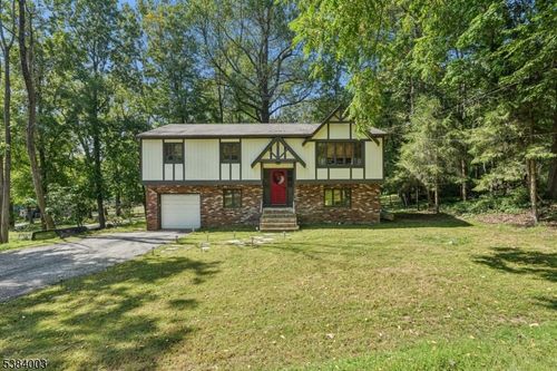466 Stanhope Sparta Rd, Byram Twp, NJ, 07821 | Card Image