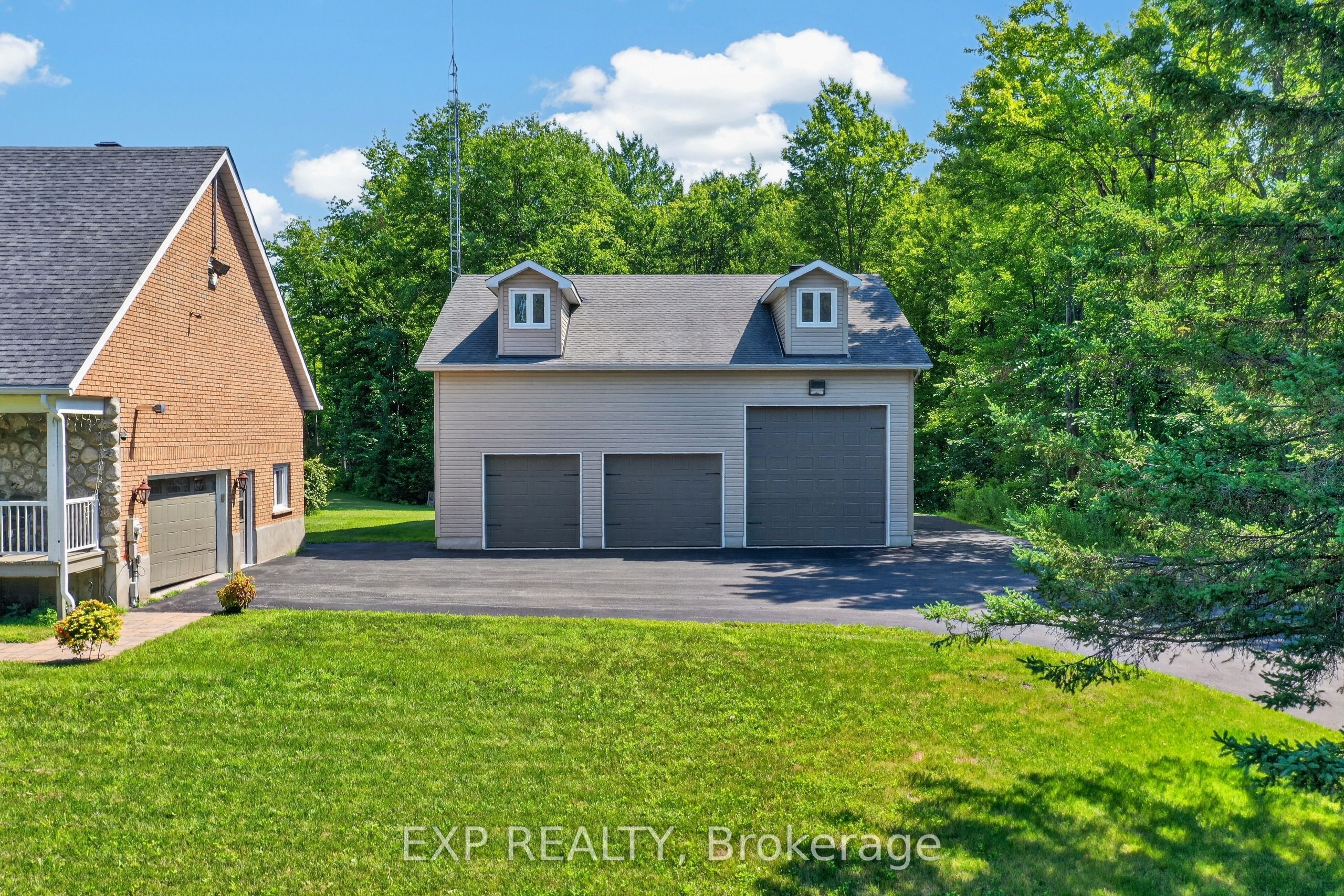 Residential in Clarence-Rockland 3