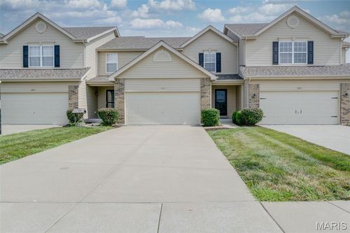 1844 Sterling Oaks Dr, Saint Peters, MO, 63376-1187 | Card Image