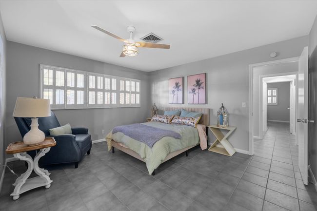102 Villa Cir, Condo with 2 bedrooms, 2 bathrooms and null parking in Atlantis FL | Image 22