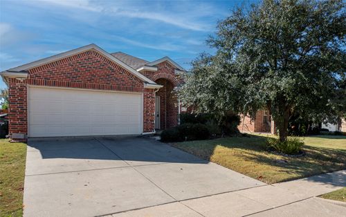 5201 Bear Valley Dr, Mckinney, TX, 75071-8330 | Card Image