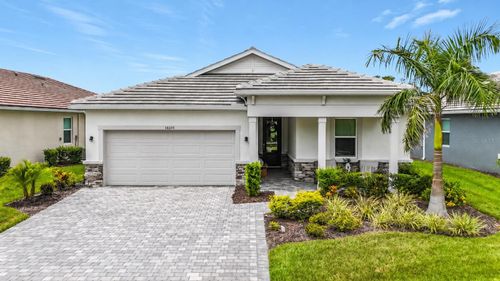 18105 Grand Prosperity Dr, VENICE, FL, 34293-4967 | Card Image