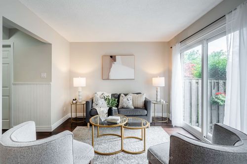 9-341 Wilson Dr, Milton, ON, L9T3Y9 | Card Image