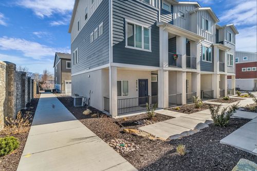 4-4676 W Miramonte Way, Kearns, UT, 84118-6708 | Card Image