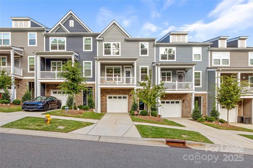 10252 Glenmere Creek Cir, Charlotte, NC, 28262-1949 | Card Image