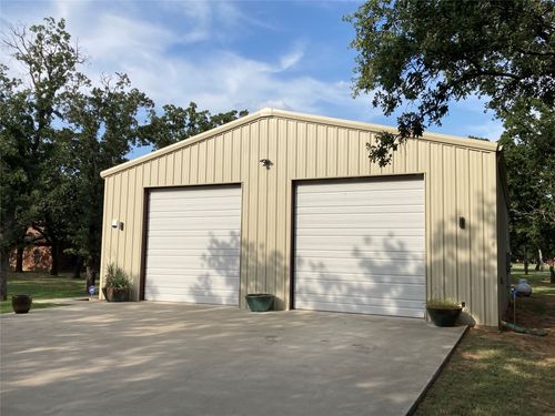 164 Crestwood Dr, Graham, TX, 76450-6983 | Card Image
