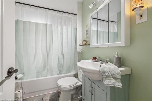 5 Vimy St, House other with 4 bedrooms, 2 bathrooms and 4 parking in Cambridge ON | Image 20