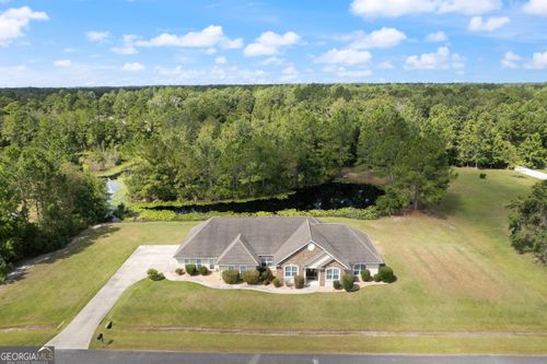 190 Lakes Dr, Brunswick, GA, 31523-7888 | Card Image