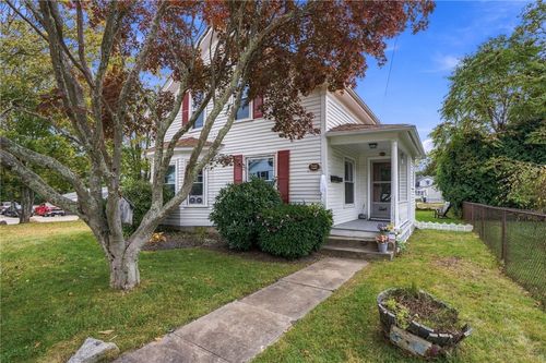 15 Taft St, Coventry, RI, 02816-5315 | Card Image