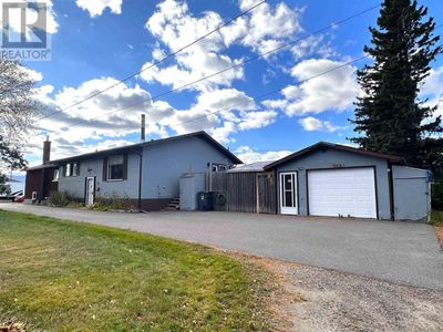 2105 Victoria Ave E, Home with 7 bedrooms, 4 bathrooms and null parking in Thunder Bay ON | Image 2