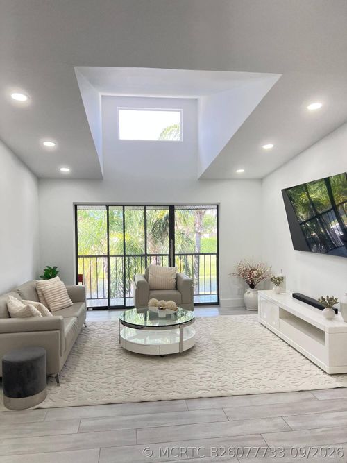 a3-1008 Green Pine Blvd, West Palm Beach, FL, 33409-7018 | Card Image