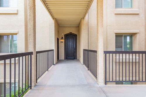w204-1111 Plantation Dr, St George, UT, 84770-1227 | Card Image