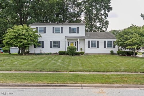 640 Stafford Dr, Tallmadge, OH, 44278-2410 | Card Image