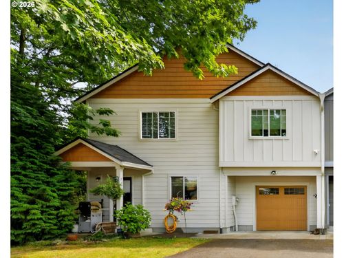 1016 Se 9th St, Gresham, OR, 97080-8104 | Card Image
