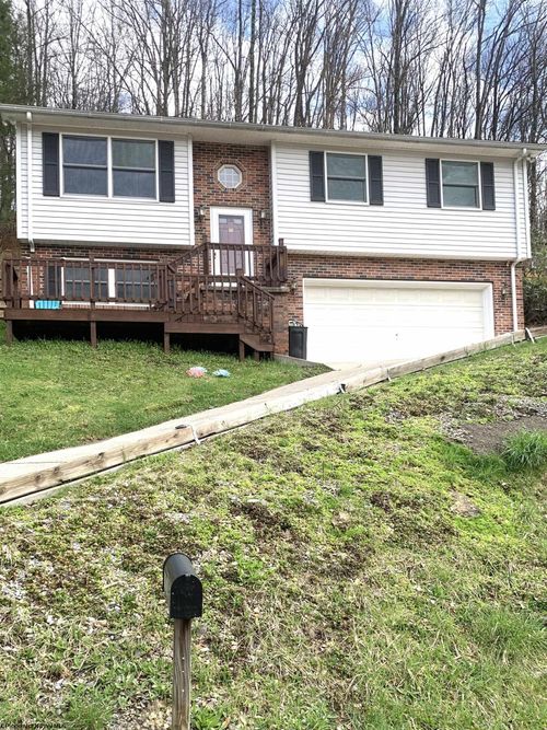 1914 Lake Floyd Cir, Bristol, WV, 26426-7373 | Card Image